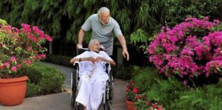 Narendra Modi with his mother