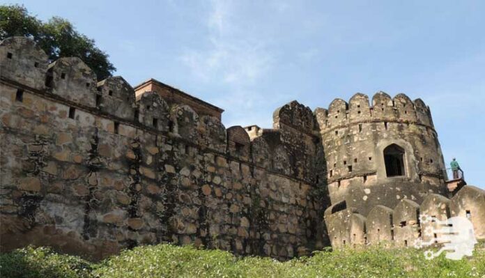 Jhansi Fort, Uttar Pradesh