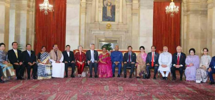 ASEAN Leaders at Retreat with PM Modi and President