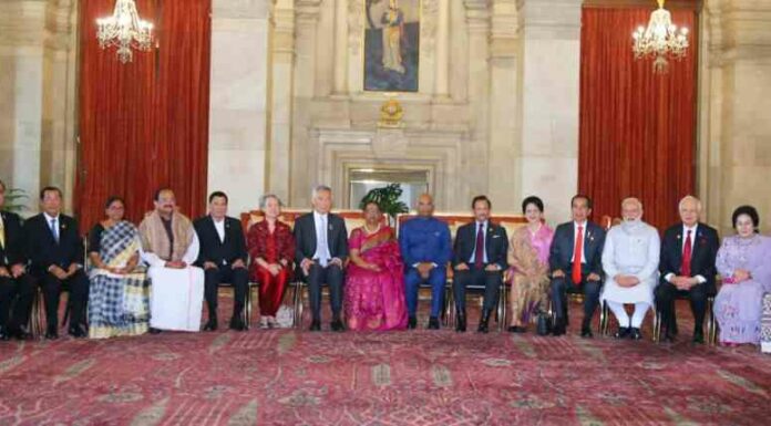 ASEAN Leaders at Retreat with PM Modi and President