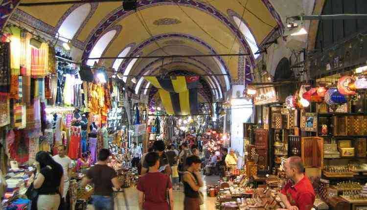 Chor Bazaar, Bhendi Bazaar in Grant Road, South Mumbai