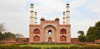 akbars tomb