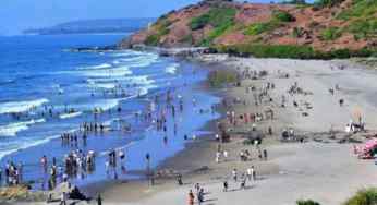 Best Beaches to visit in Goa with your Family and Loved ones