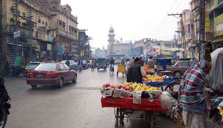 10 Footpath and Roadside Markets in Delhi - Isrg KB