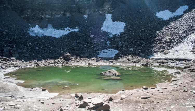 Skeleton Lake, Uttarakhand