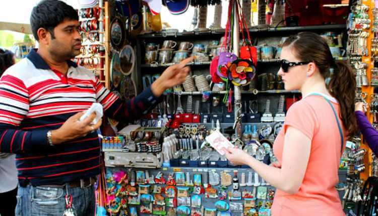 Things You Should Never Say To Your Costumers In India