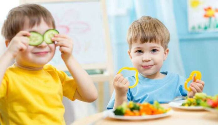 Toddler Eating, Kids, Eating, Playing