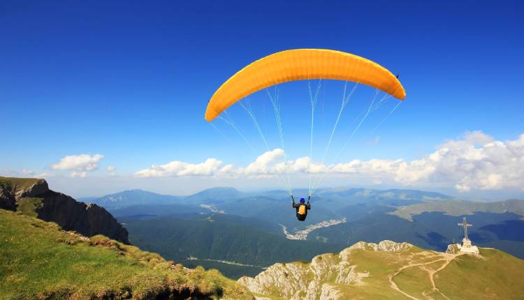 Paragliding Darjeeling