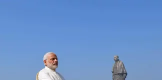 Pm Modi With Statue Of Unity