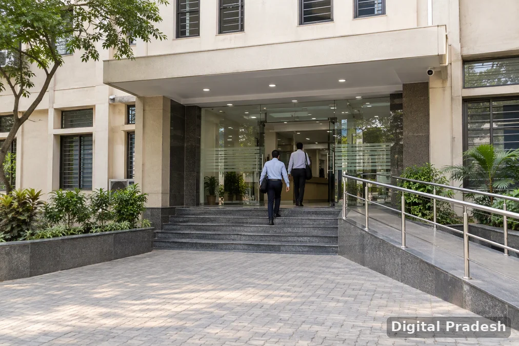 The case concerns an Income Tax Inspector posted at Scindia House in Mumbai.